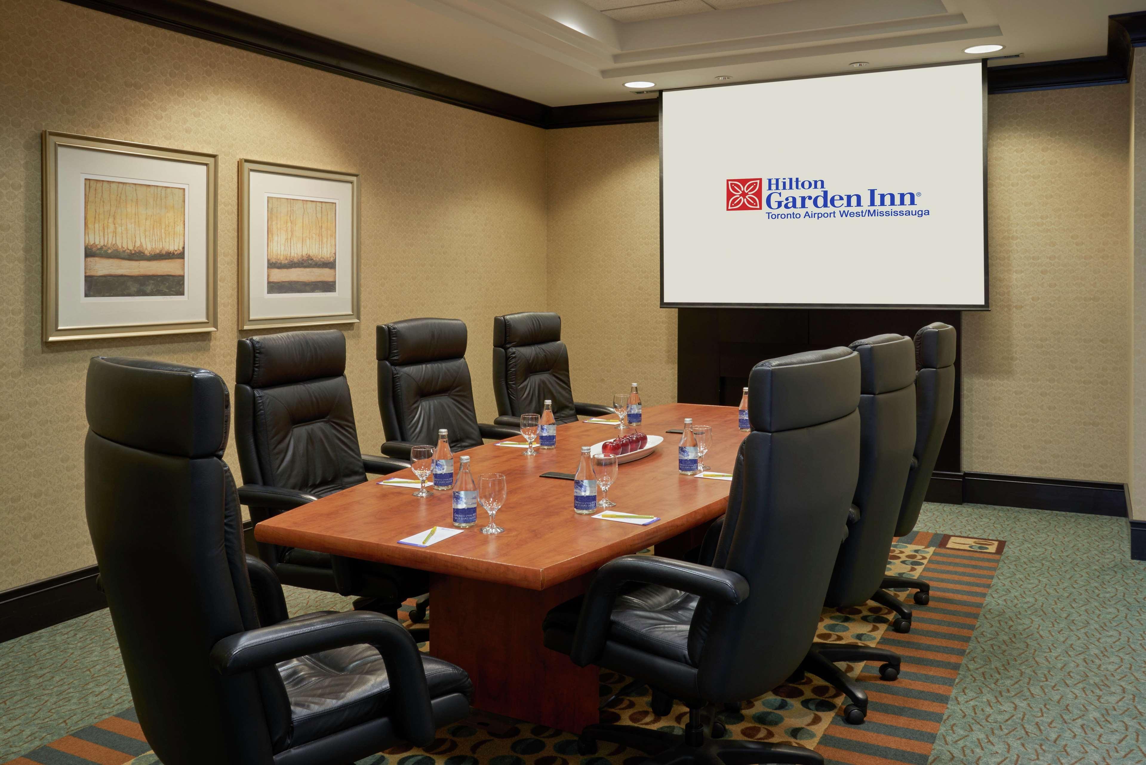 Hotel Hilton Garden Toronto Airport West/mississauga 3*